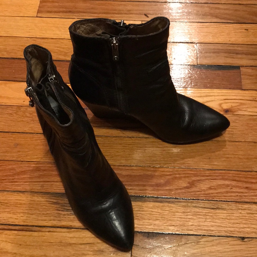 Frye  ankle boots